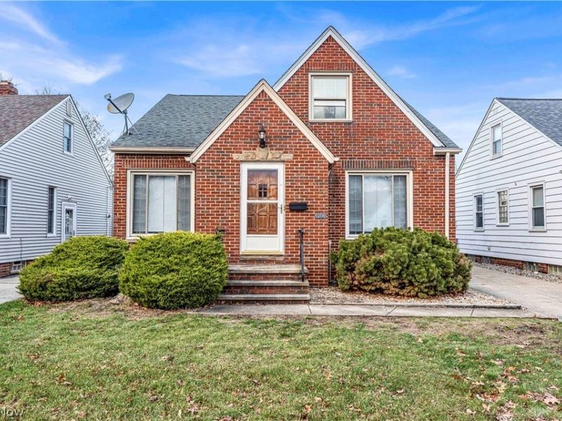 4706 Dawnshire Drive, Parma, OH 44134 Photo 1