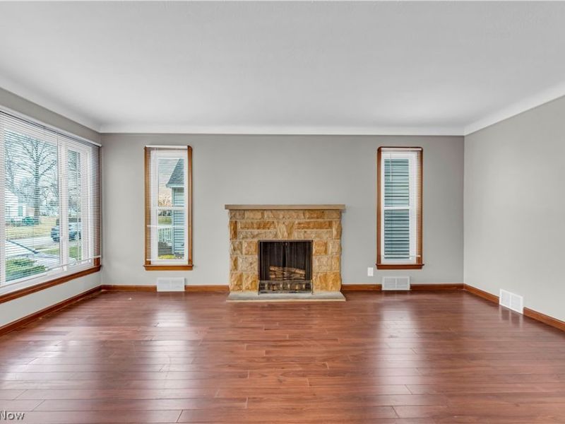 4706 Dawnshire Drive, Parma, OH 44134 Photo 5