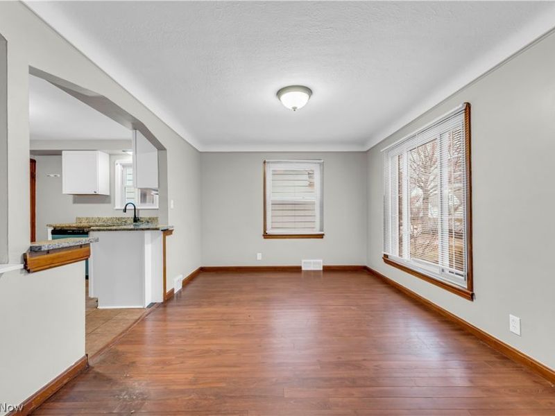 4706 Dawnshire Drive, Parma, OH 44134 Photo 7