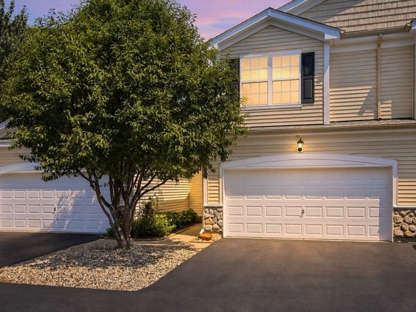 2714 Kendall Crossing , Johnsburg, IL 60051