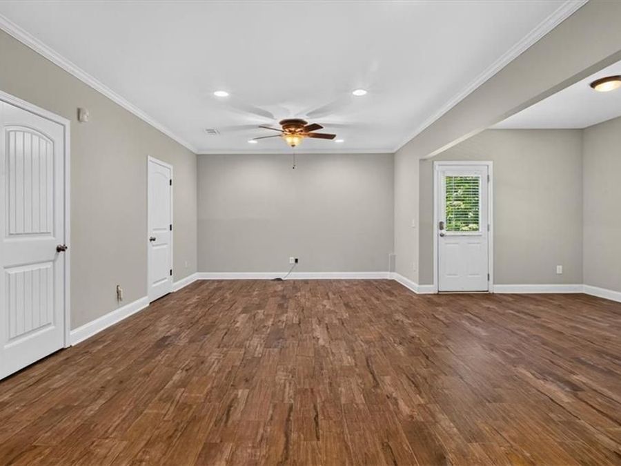 Property Image 57