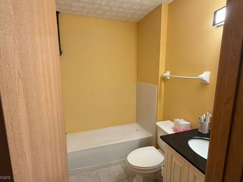 3018 Dustins Way, Unit 63, Columbus, OH 43228 Photo 15