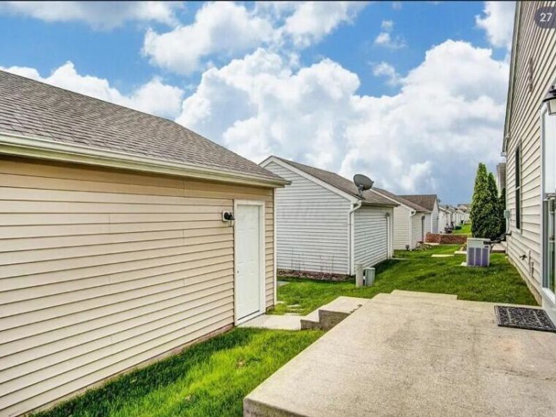 3018 Dustins Way, Unit 63, Columbus, OH 43228 Photo 19