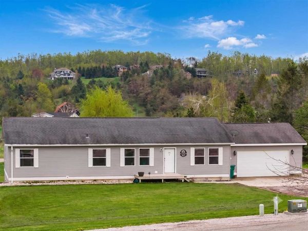 338 Boyer Road, Petoskey, MI 49770