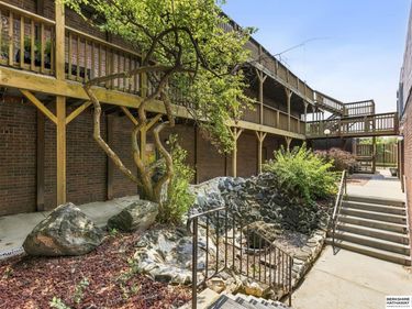 101 N 69 Street, Unit 15, Omaha, NE 68132