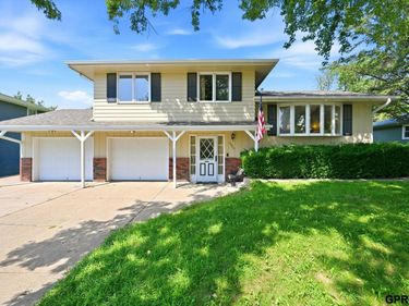 9506 Sprague Street, Omaha, NE 68134