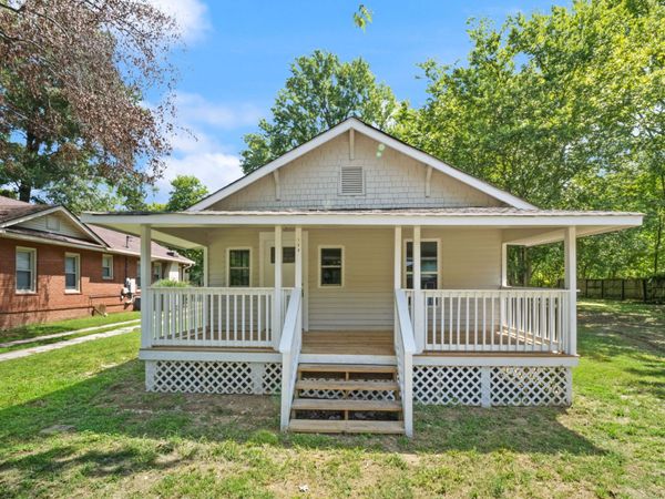 108 Cedar St , Bruceton, TN 38317