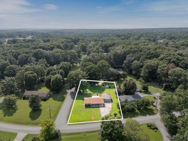 130 Payne Springs Rd , Dickson, TN 37055