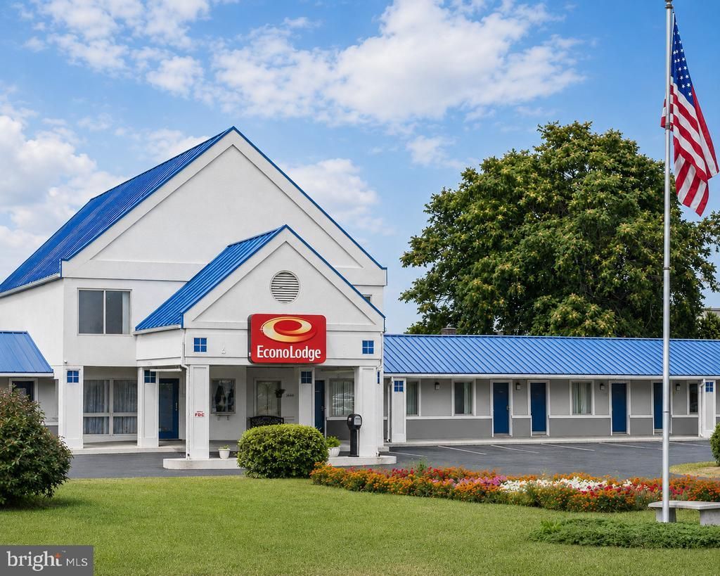650 GETTYSBURG ROAD, MECHANICSBURG, PA 17055