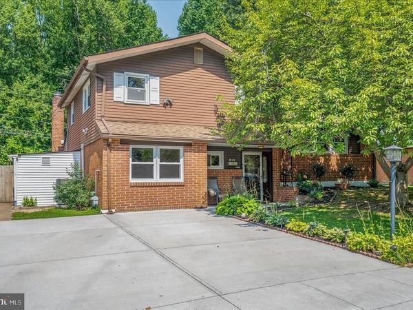 2105 WESTMINSTER DRIVE, WILMINGTON, DE 19810