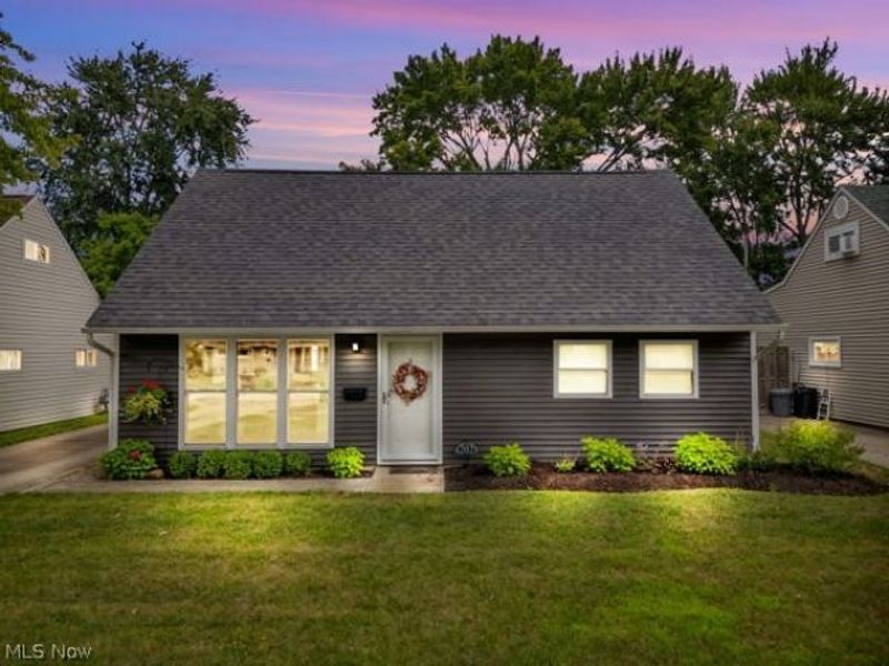 202 Fairpark Drive, Berea, OH 44017 Photo 1
