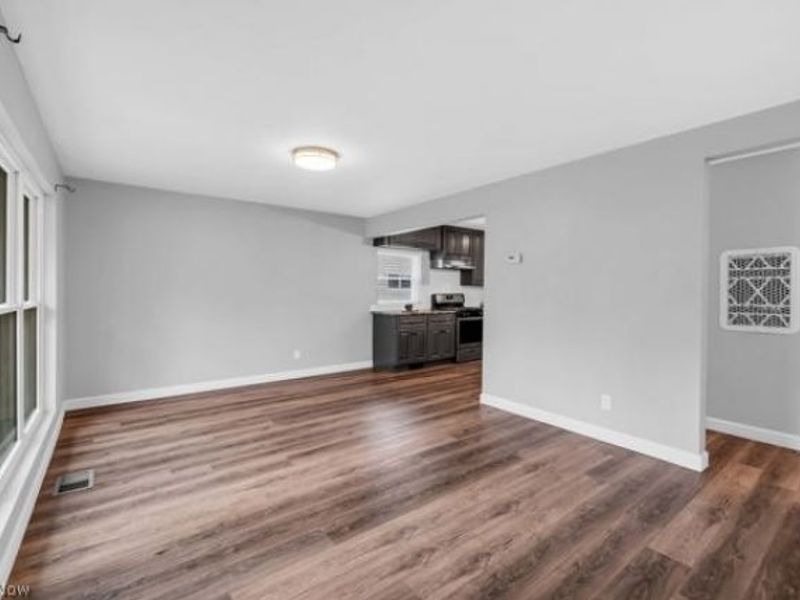 202 Fairpark Drive, Berea, OH 44017 Photo 11