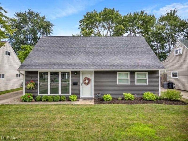202 Fairpark Drive, Berea, OH 44017 Photo 2