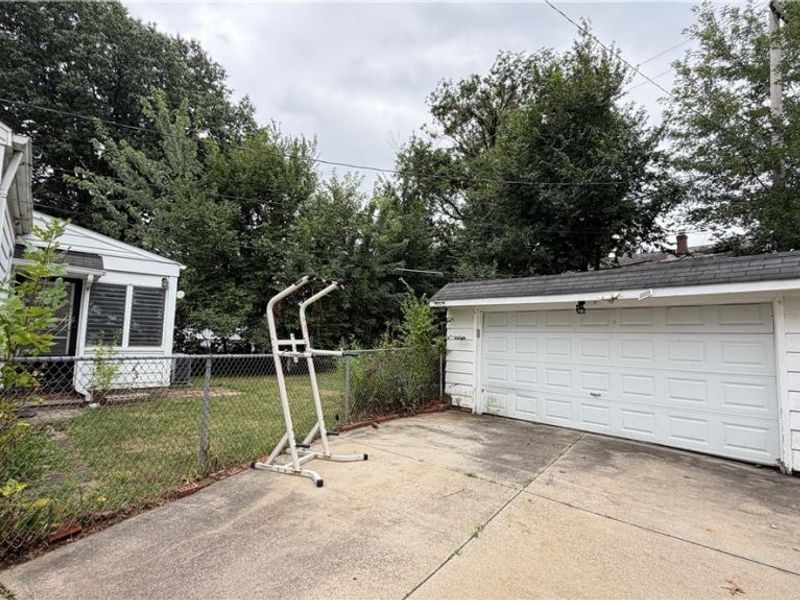 3074 Keswick Road, Shaker Heights, OH 44120 Photo 21