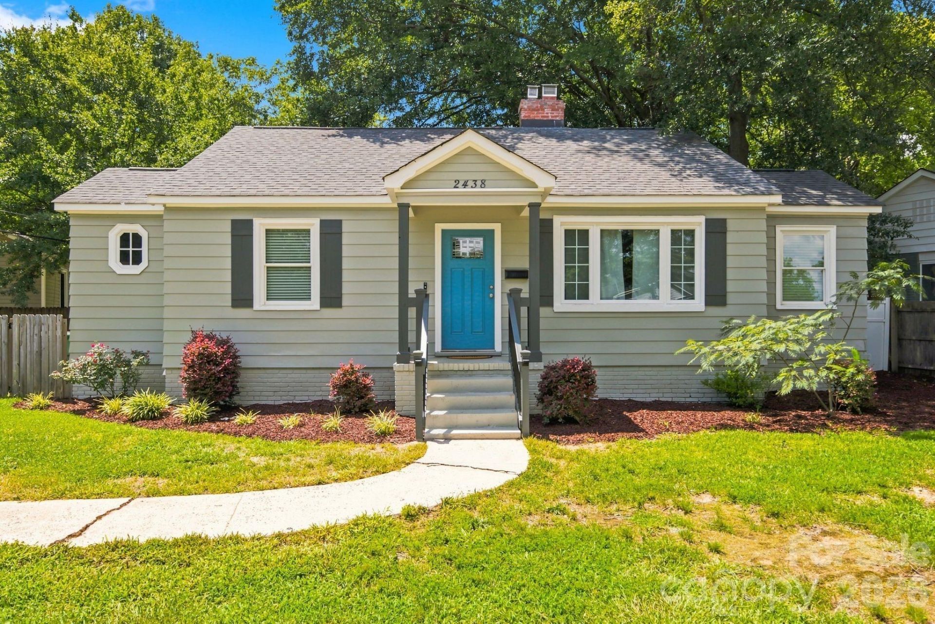 2438 Remount Road, Charlotte, NC 28208 Main Photo