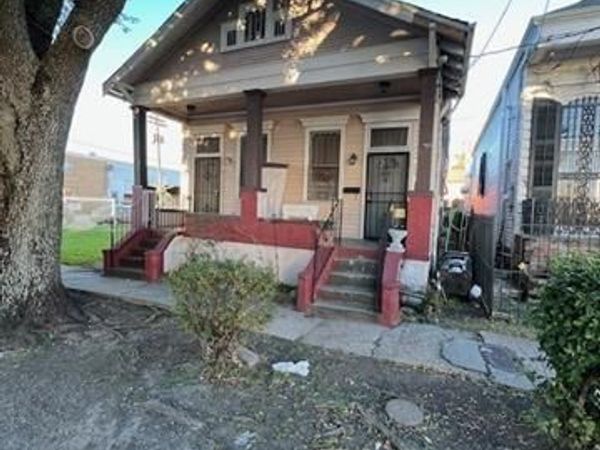 2757 55 TOULOUSE Street , New Orleans, LA 70119