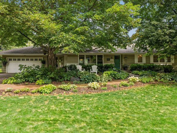 18200 Fairhomes Lane, Deephaven, MN 55391