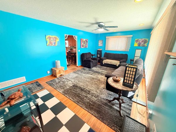 2055 English Street, Maplewood, MN 55109