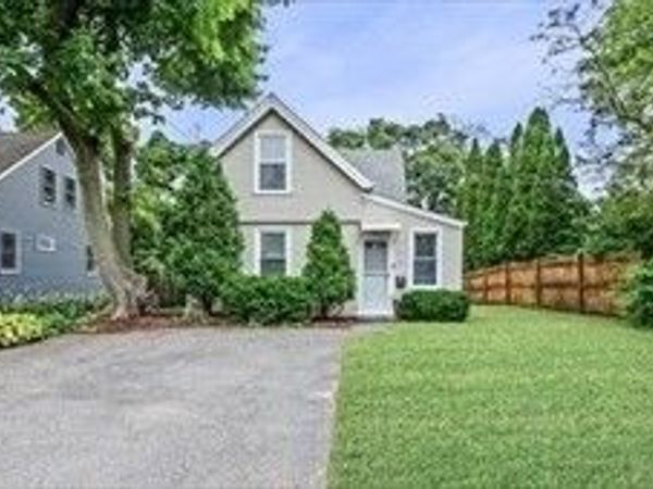 26 Central Street, Nahant, MA 01908