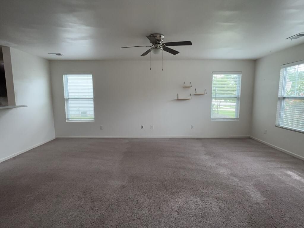 114 Rockingham Way Photo 10