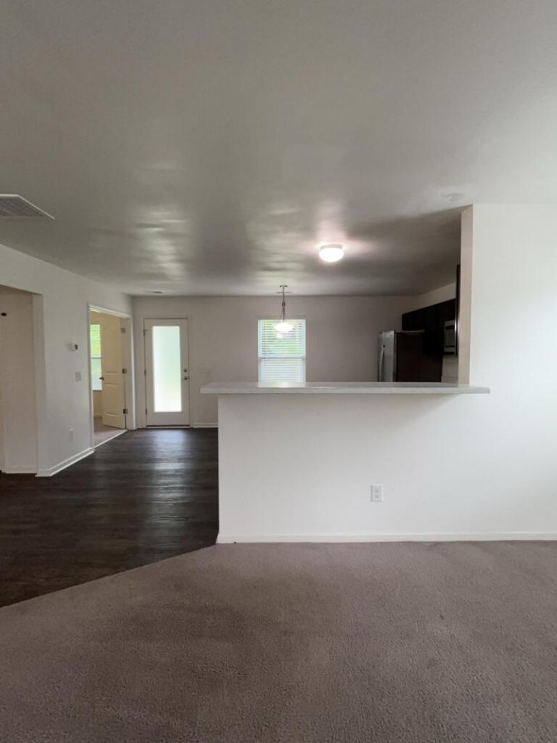 114 Rockingham Way Photo 12