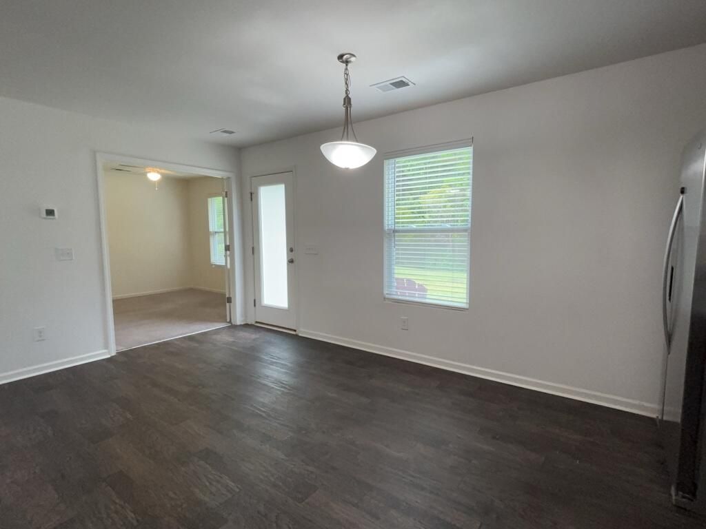 114 Rockingham Way Photo 18