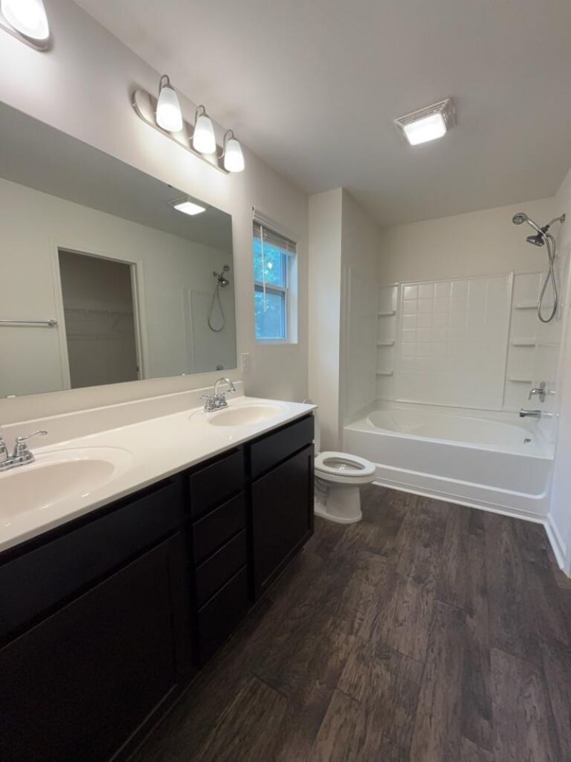114 Rockingham Way Photo 25