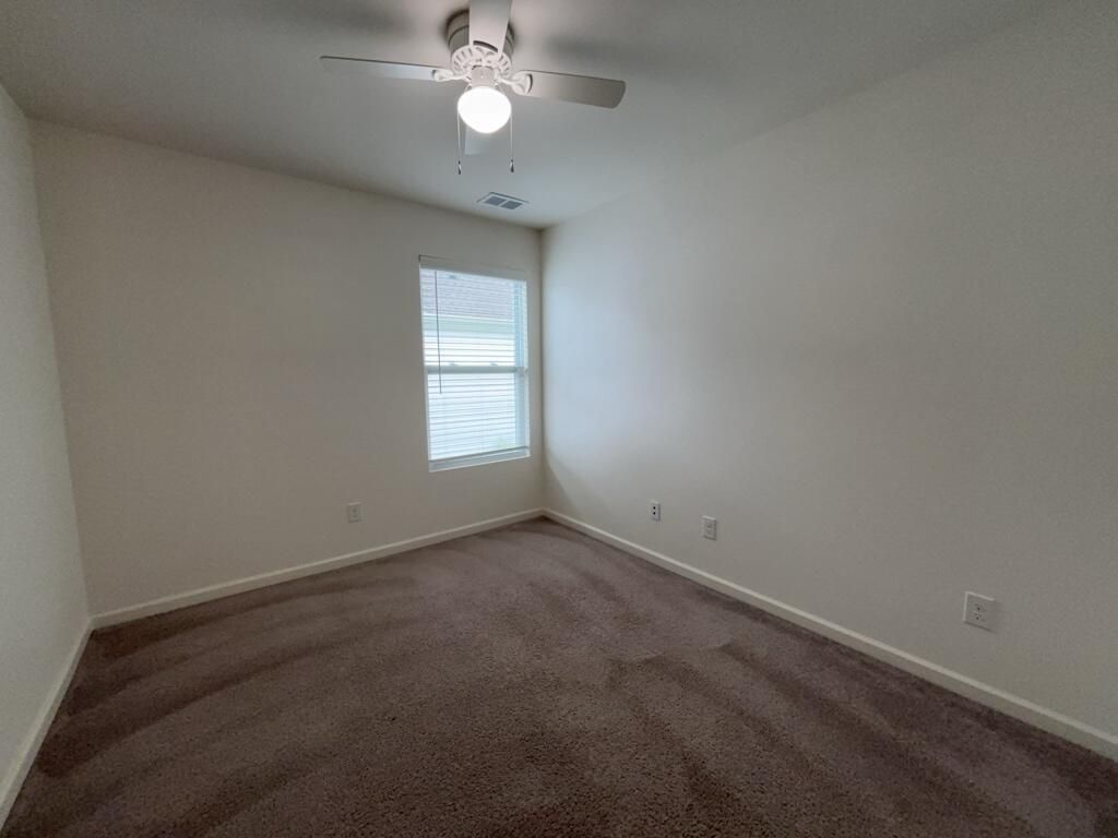 114 Rockingham Way Photo 31