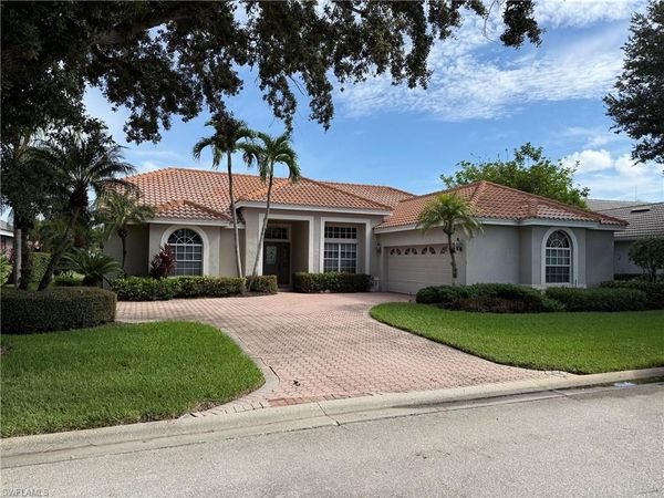 13781 Tonbridge CT, BONITA SPRINGS, FL 34135