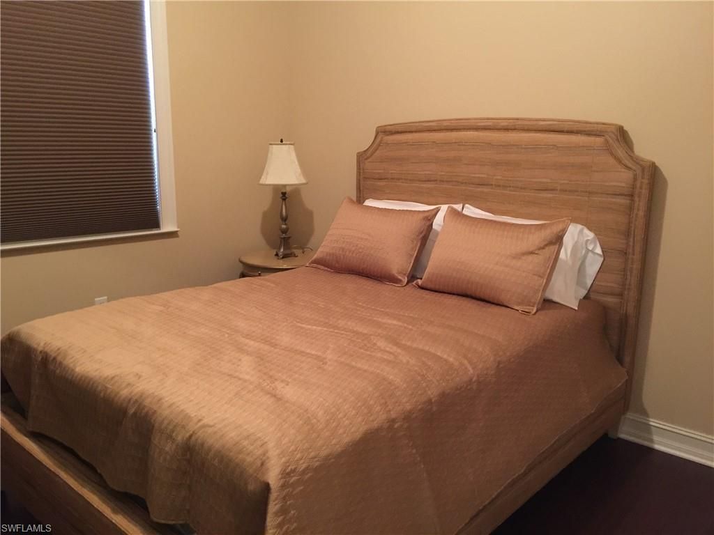 7943 Haven Dr , Unit 2, Naples, FL 34104 Photo