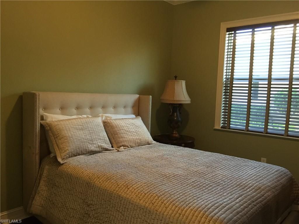 7943 Haven Dr , Unit 2, Naples, FL 34104 Photo