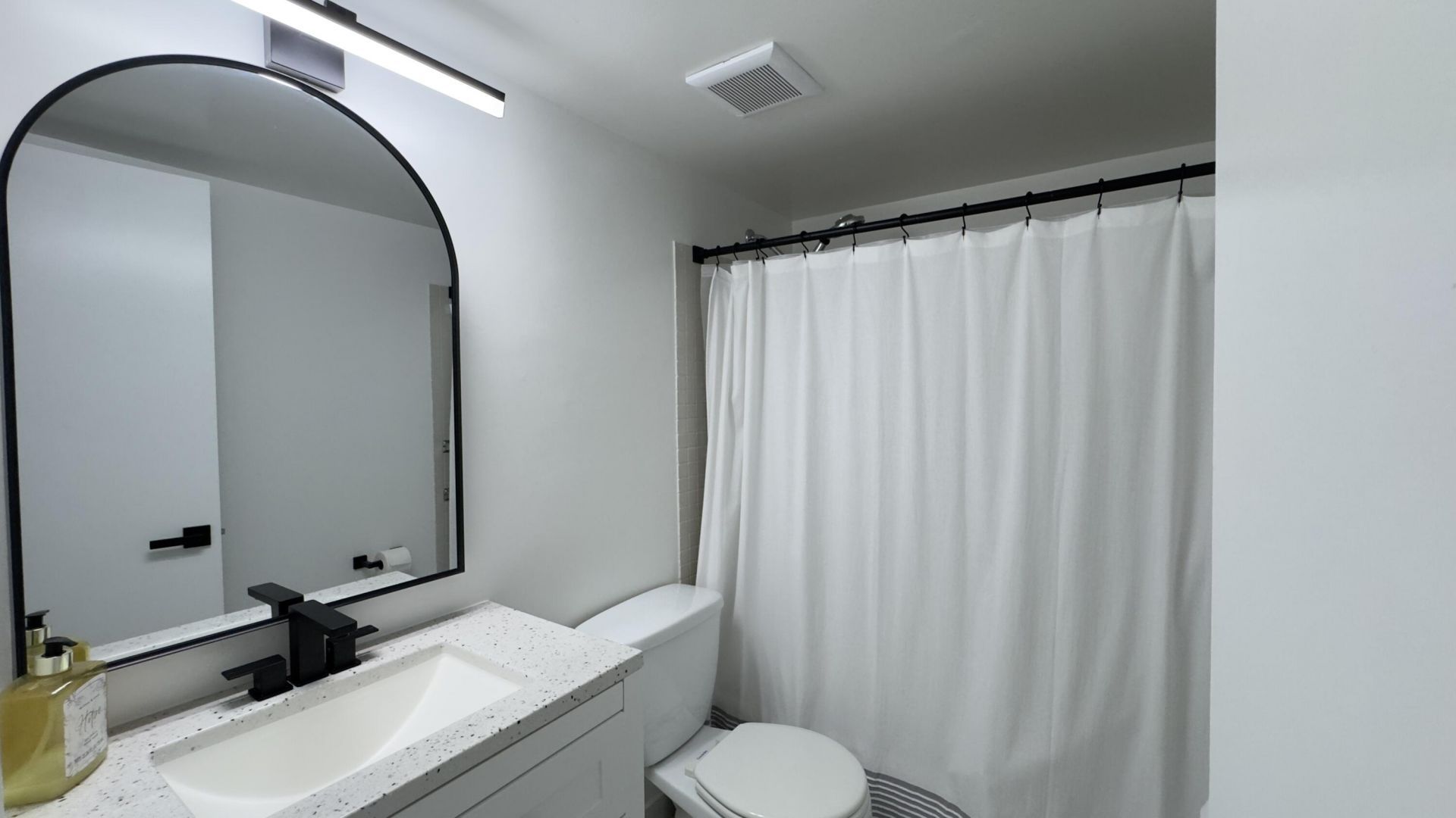 20015 NE 3rd Court, Unit 1, Miami, FL 33179 Photo