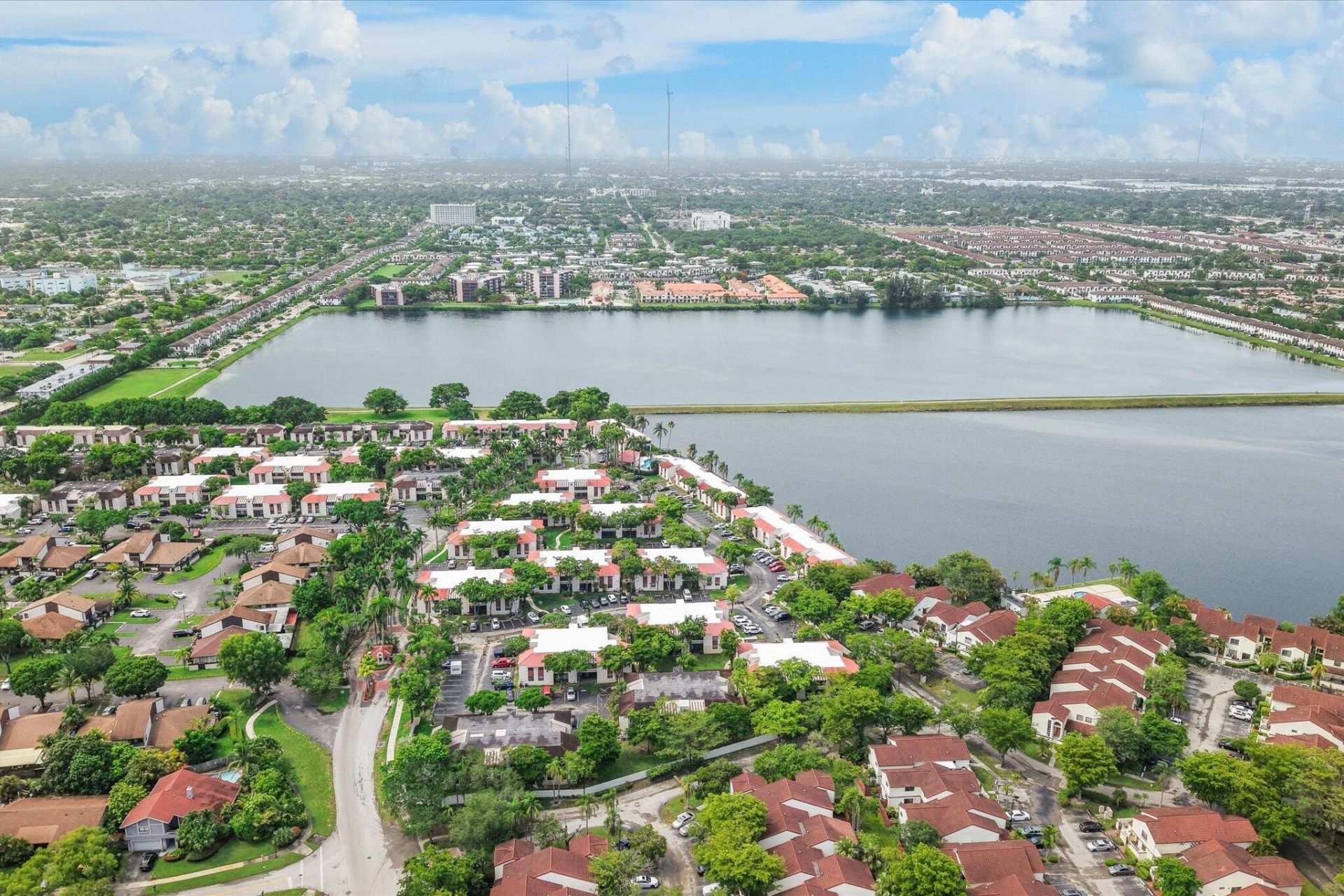 20015 NE 3rd Court, Unit 1, Miami, FL 33179 Photo