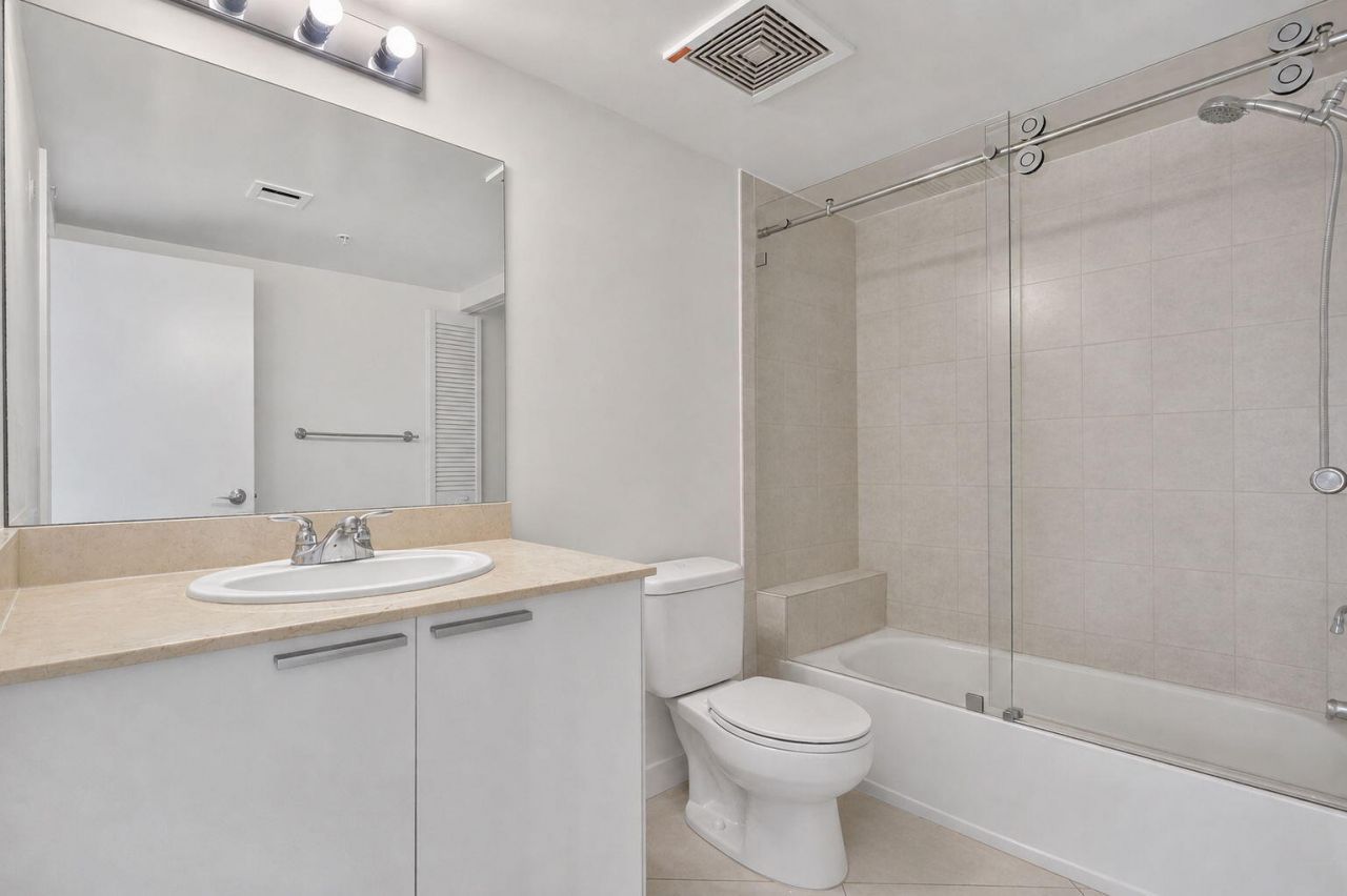 16699 Collins Avenue, Unit 3509, Sunny Isles Beach, FL 33160 Photo