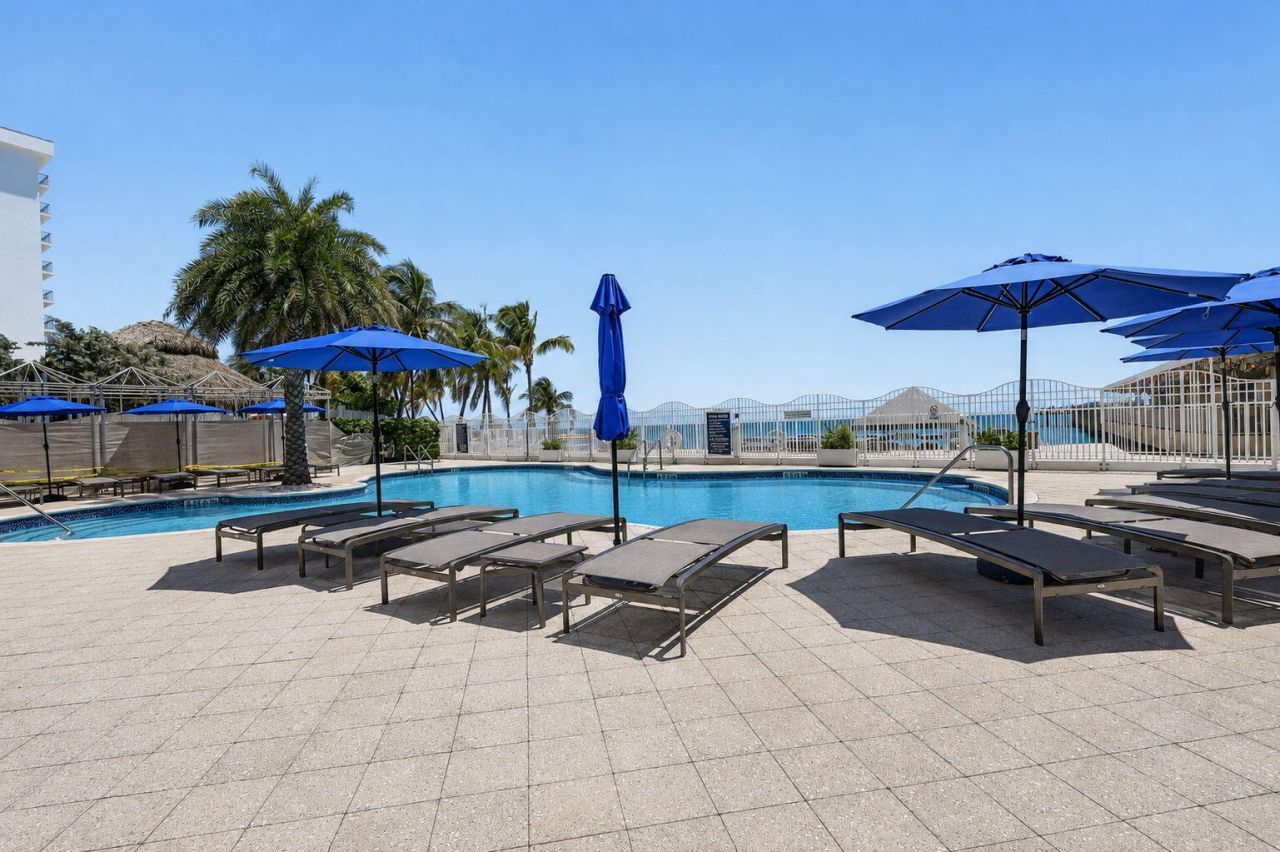 16699 Collins Avenue, Unit 3509, Sunny Isles Beach, FL 33160 Photo