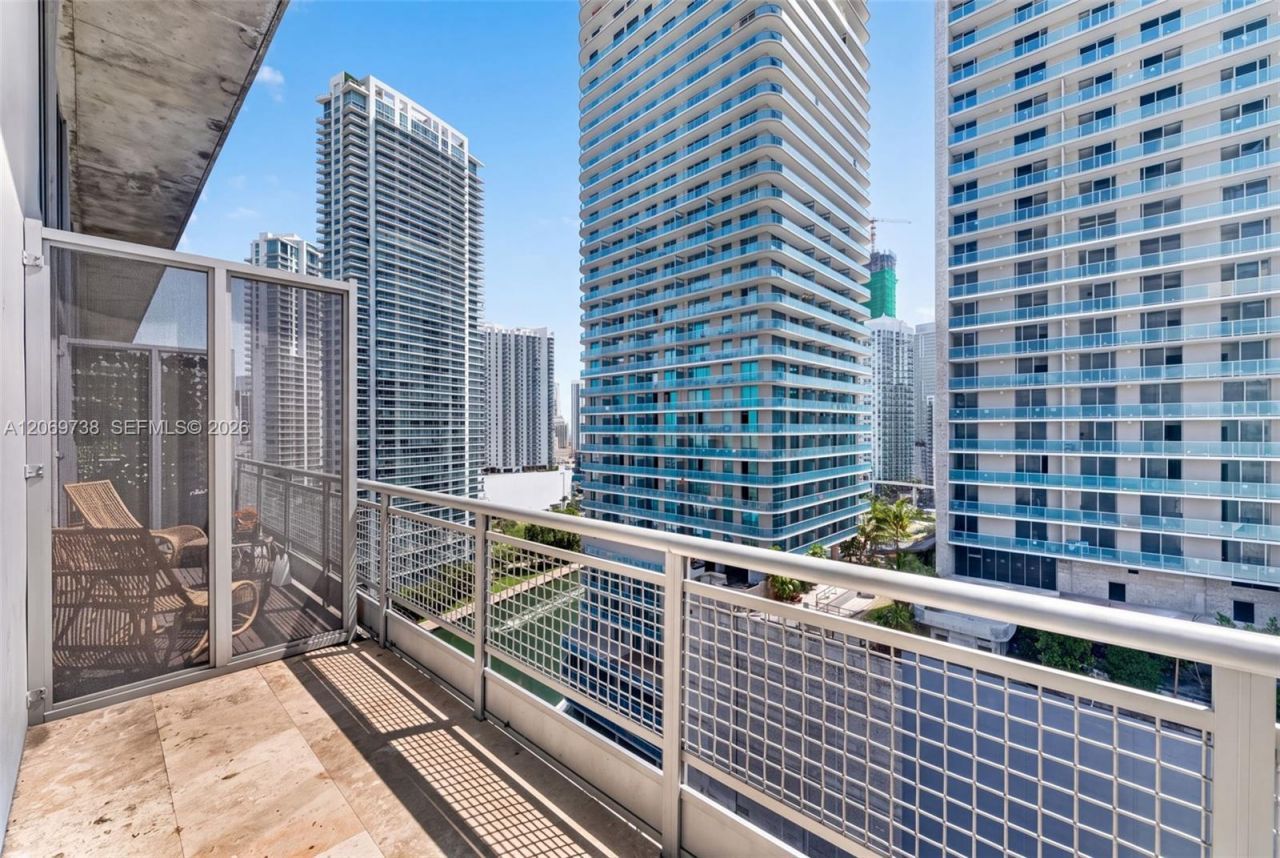 690 SW 1st Ct , Unit 2122, Miami, FL 33130 Photo