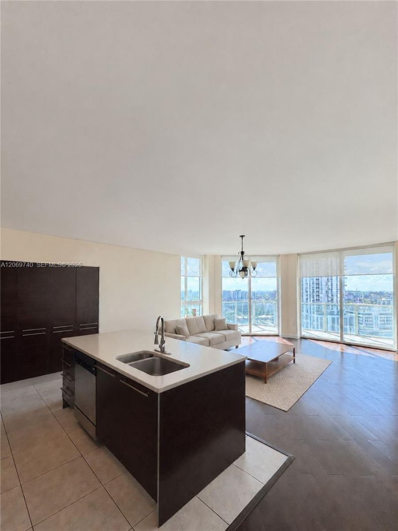 1900 N Bayshore Dr , Unit 1618, Miami, FL 33132 Photo