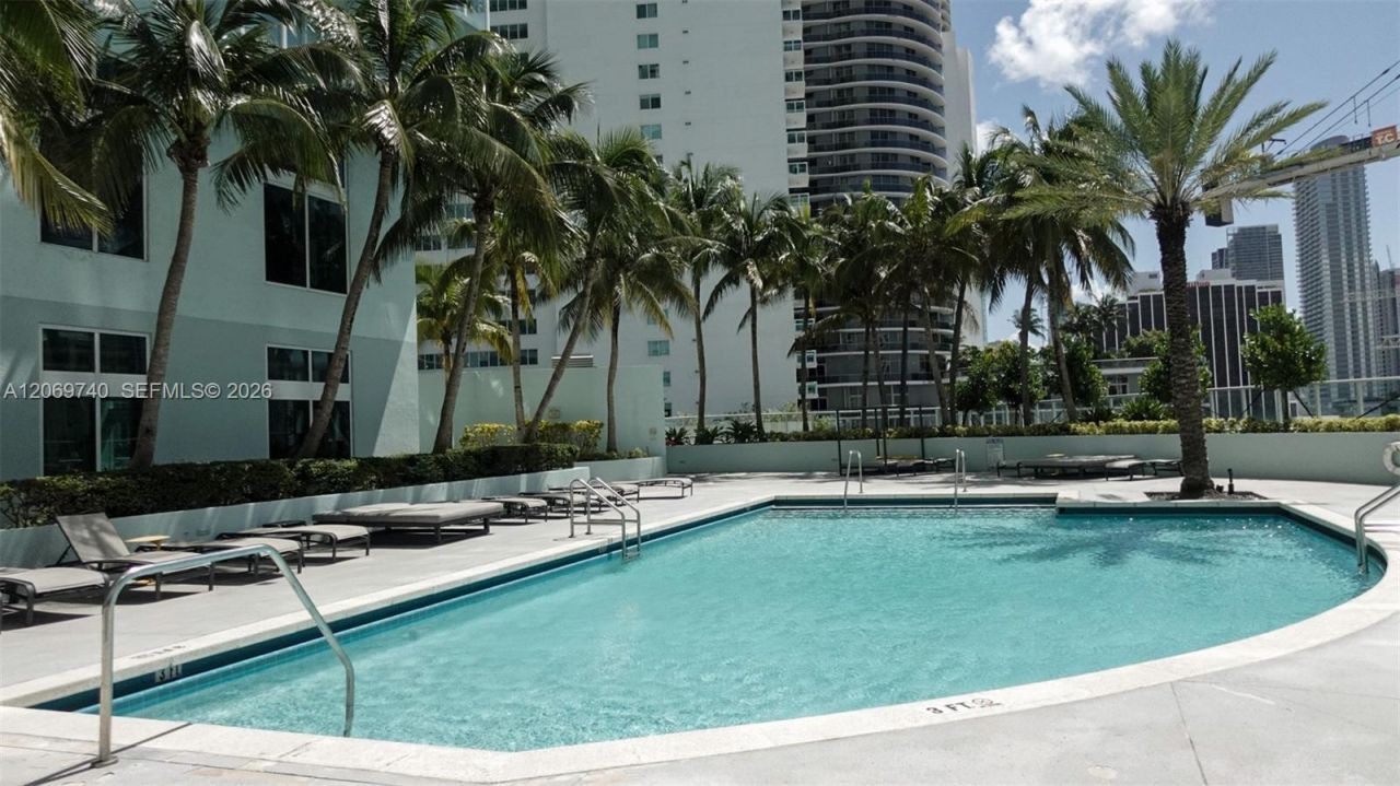 1900 N Bayshore Dr, Unit 1618, Miami, FL 33132 Photo