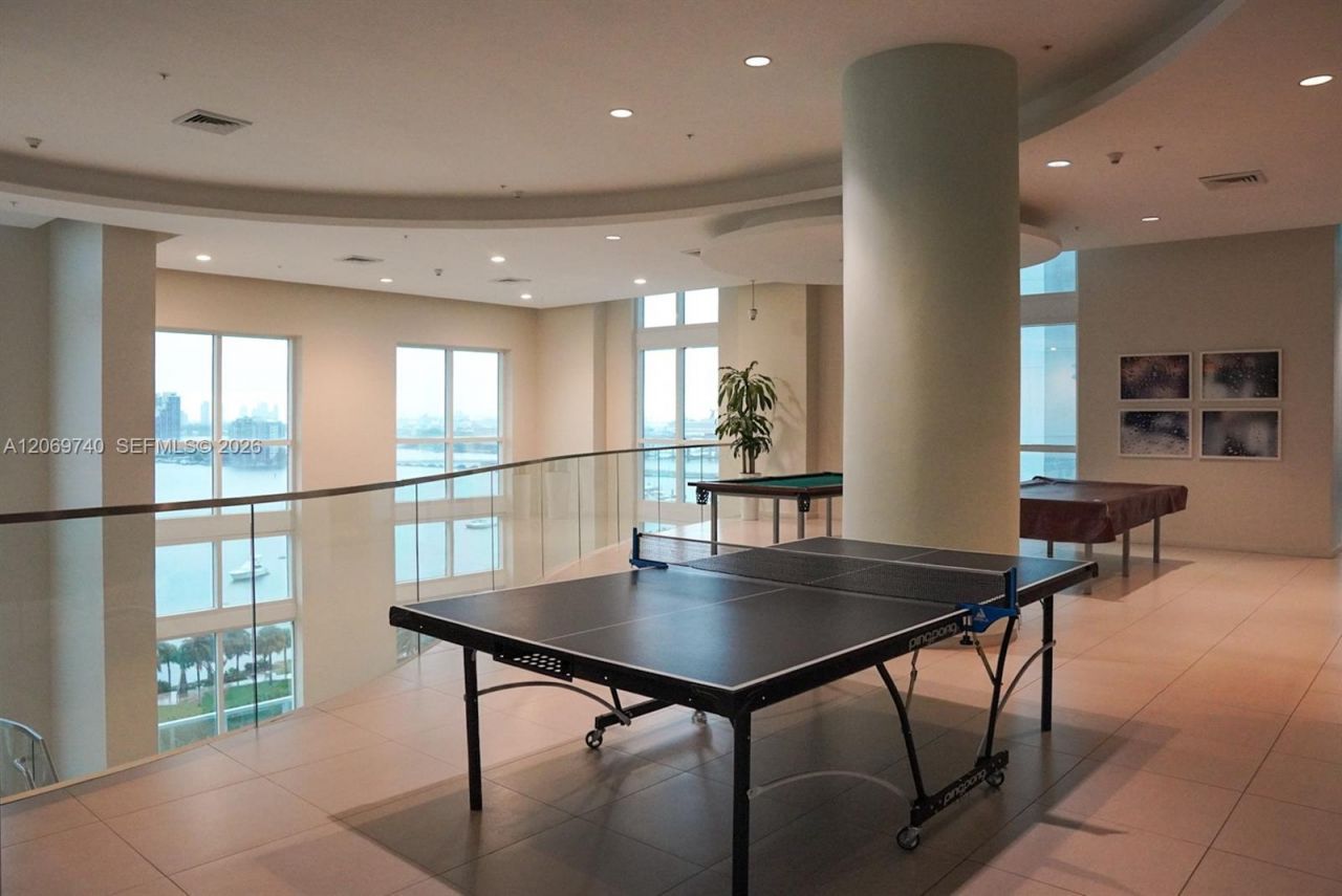 1900 N Bayshore Dr, Unit 1618, Miami, FL 33132 Photo