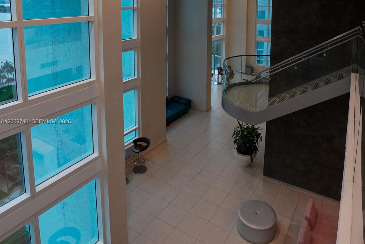 1900 N Bayshore Dr, Unit 1618, Miami, FL 33132 Photo
