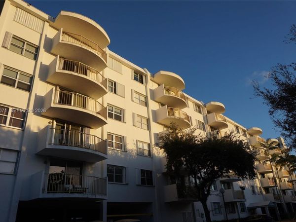210 SEAVIEW DR , Unit 308, Key Biscayne, FL 33149