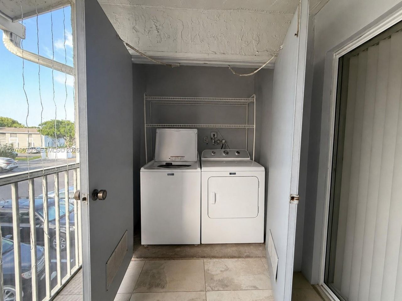 454 NE 210th Circle Ter , Unit 202-7B, Miami, FL 33179 Photo