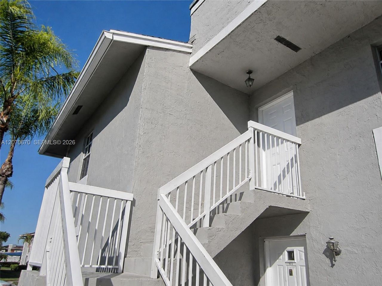 454 NE 210th Circle Ter , Unit 202-7B, Miami, FL 33179 Photo
