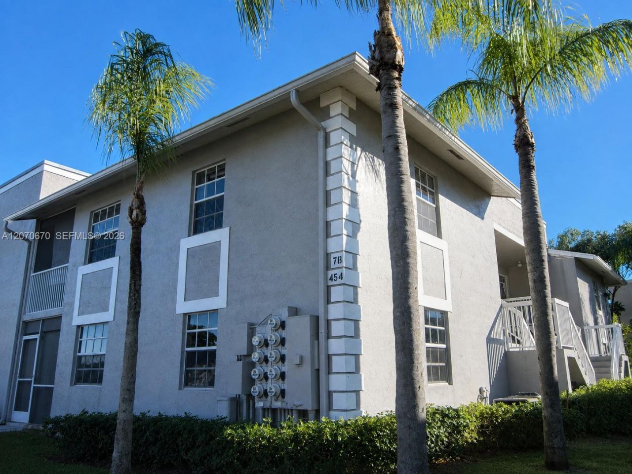 454 NE 210th Circle Ter , Unit 202-7B, Miami, FL 33179 Photo