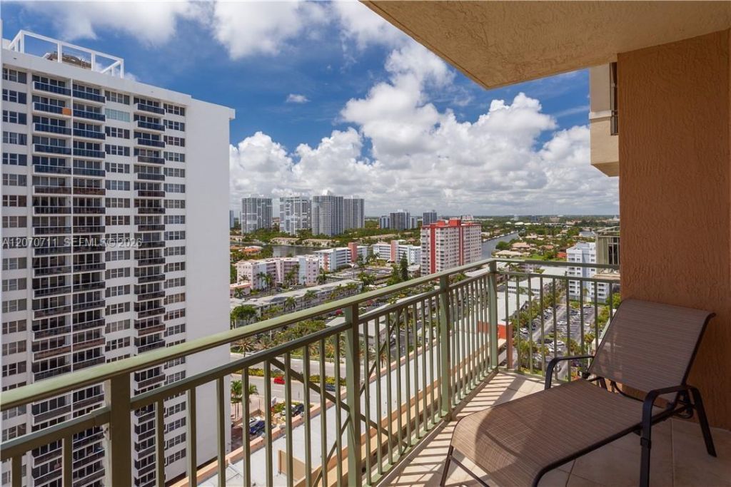 2080 S Ocean Dr , Unit LPH9, Hallandale Beach, FL 33009 Photo