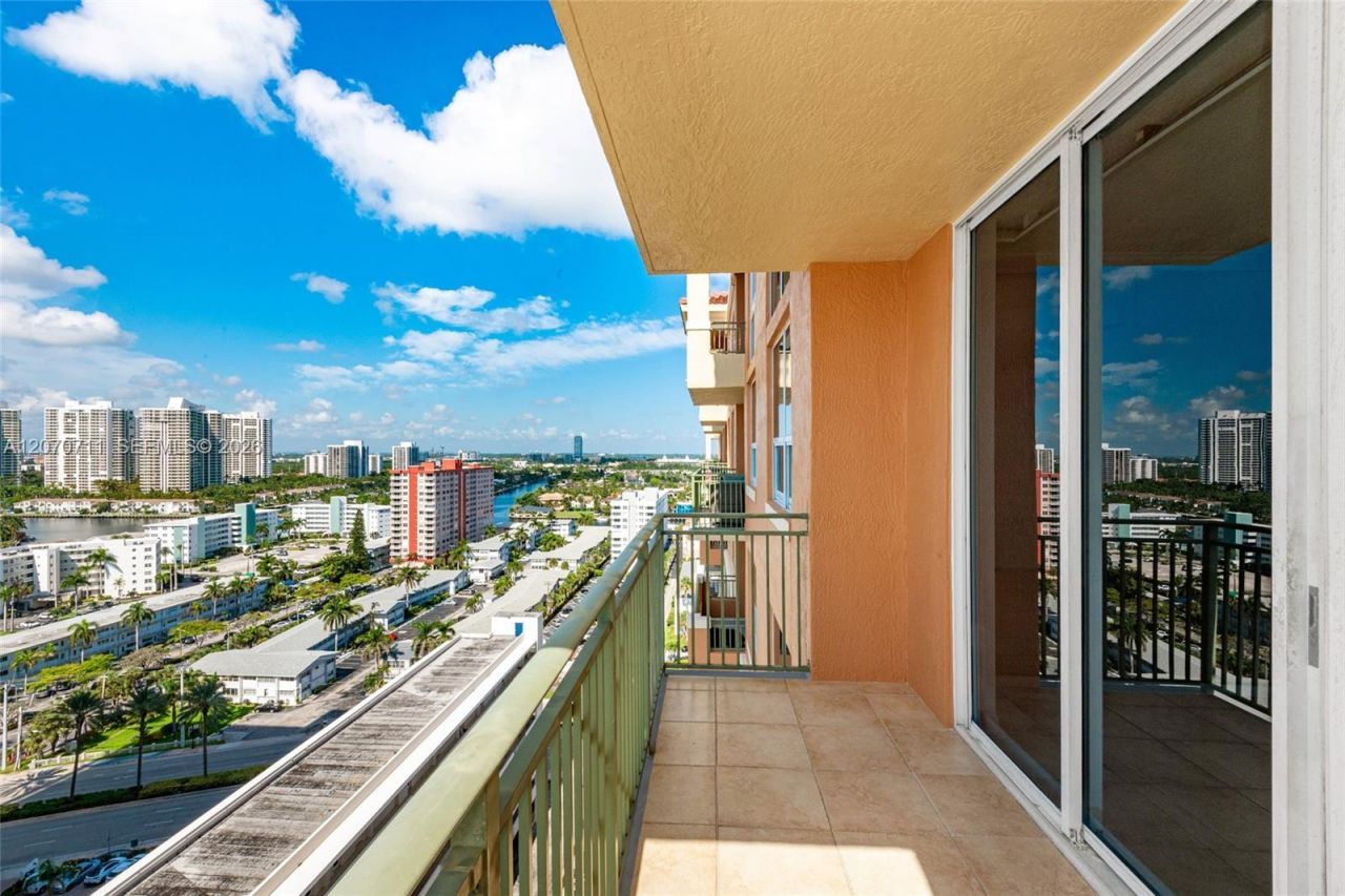 2080 S Ocean Dr , Unit LPH9, Hallandale Beach, FL 33009 Photo