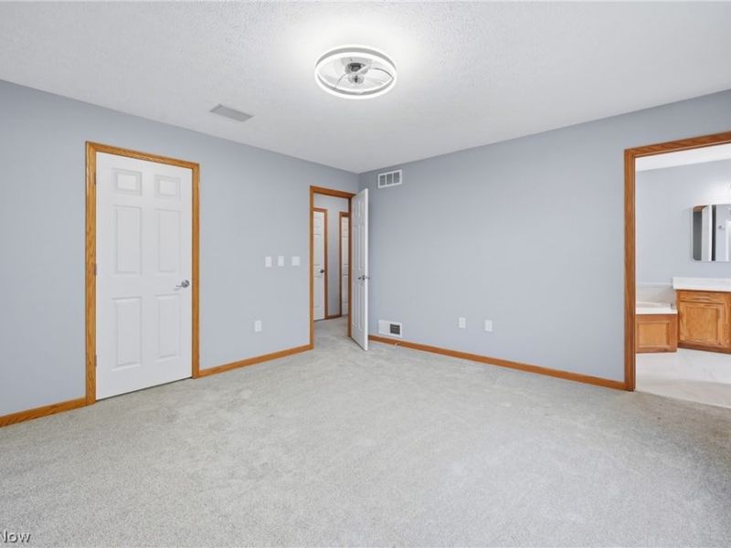 908 Sand Lot Circle, Louisville, OH 44641 Photo 32