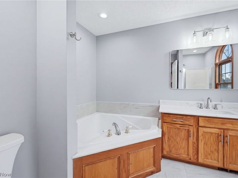 908 Sand Lot Circle, Louisville, OH 44641 Photo 33