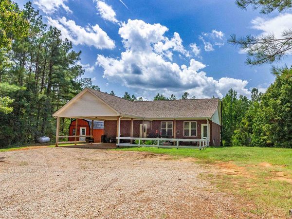 550 CARLINS RD, Hornsby, TN 38044