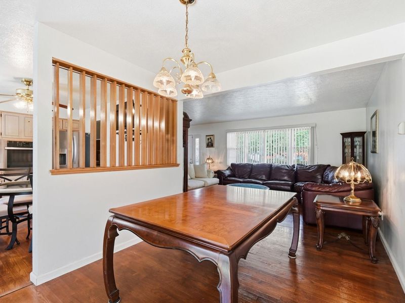 5417 Walshire Drive, Columbus, OH 43232 Photo 12